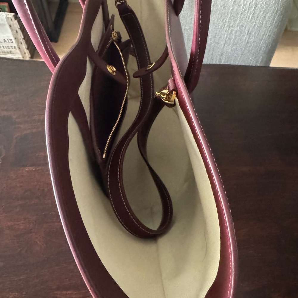 LITTLE LIFFNER
NWOT. Tulip shoulder bag (Burgundy) - Picture 5 of 9